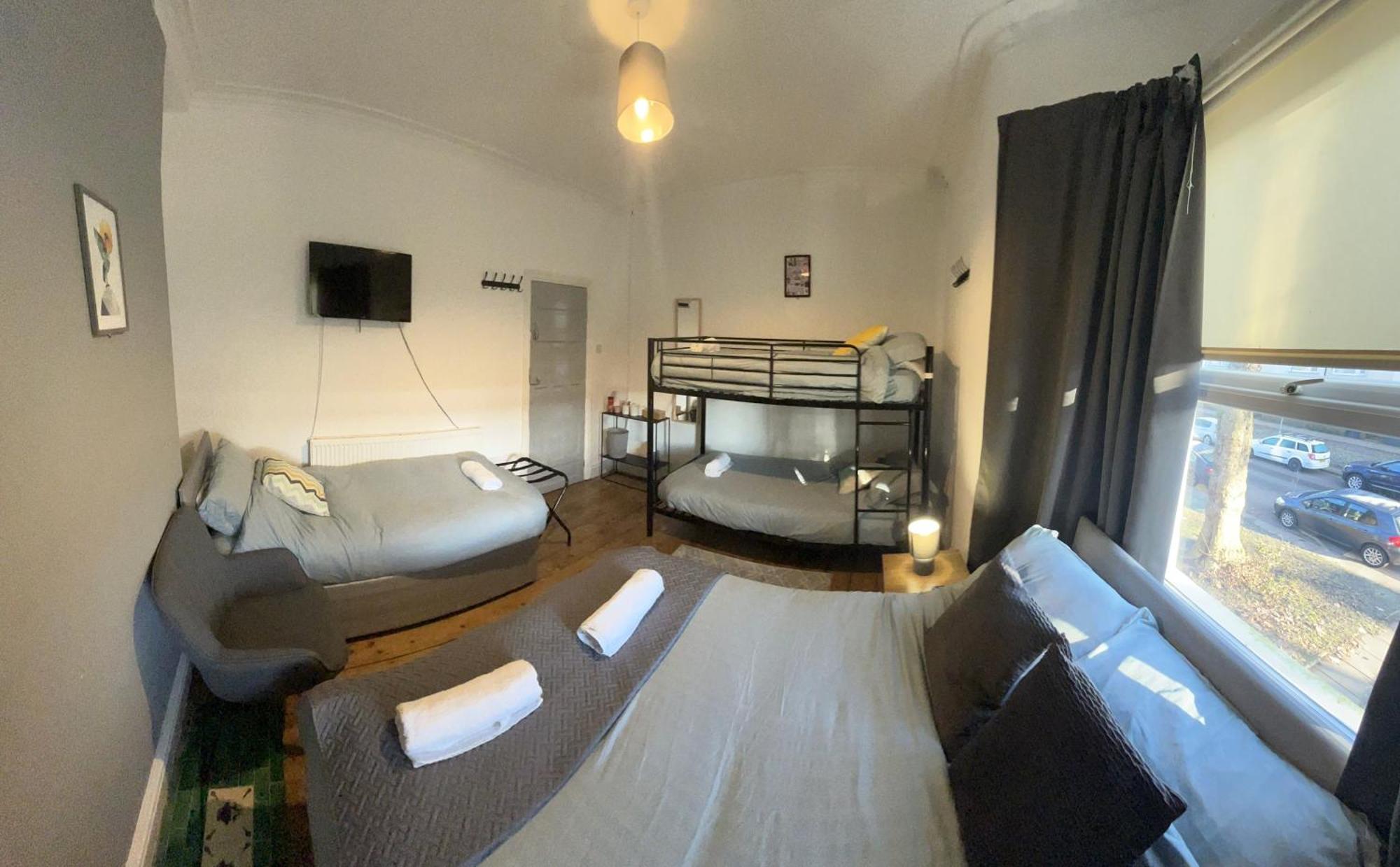 Rooms Anfield- 5 Mins From Lfc ลิเวอร์พูล ภายนอก รูปภาพ