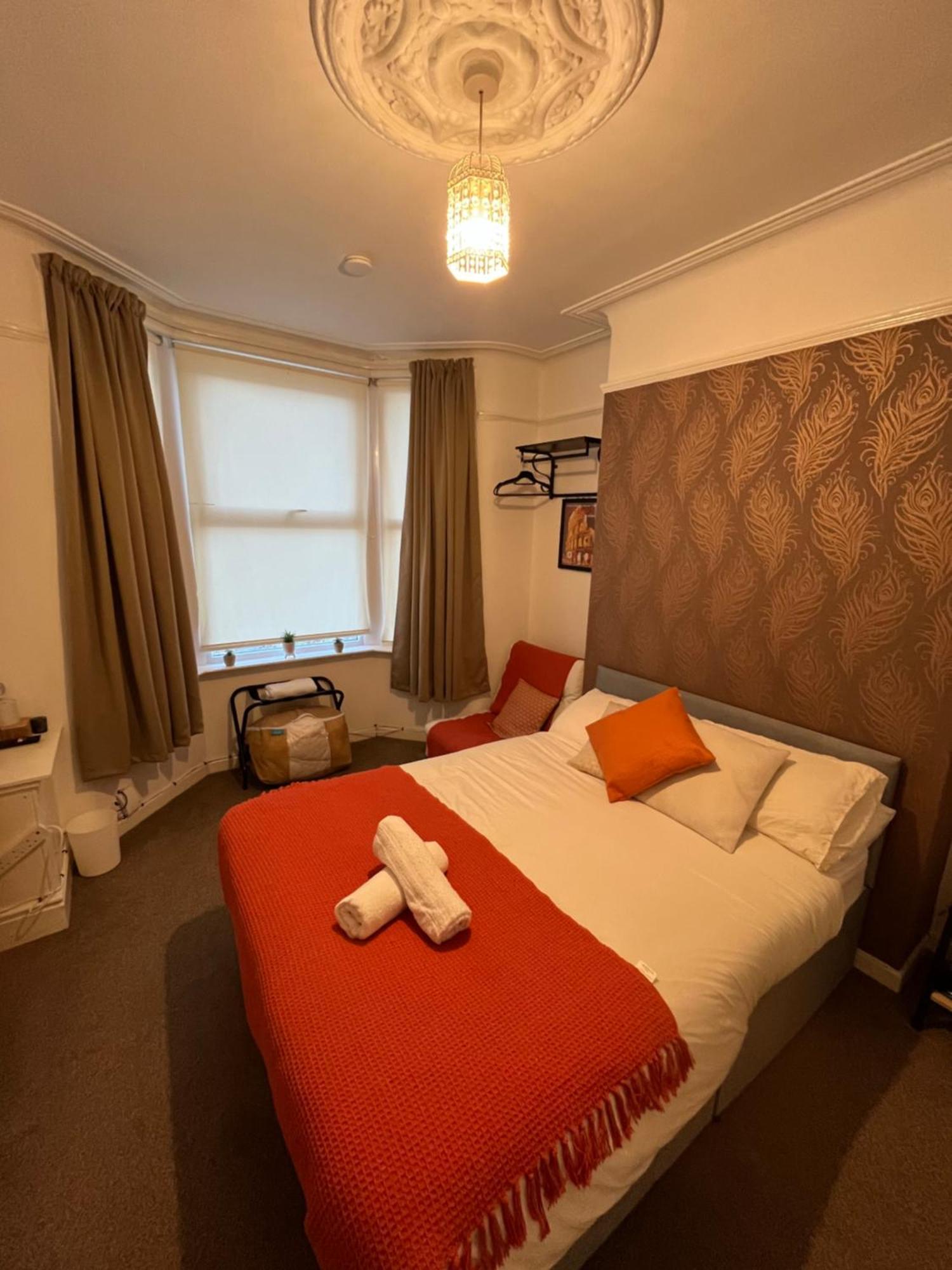 Rooms Anfield- 5 Mins From Lfc ลิเวอร์พูล ภายนอก รูปภาพ