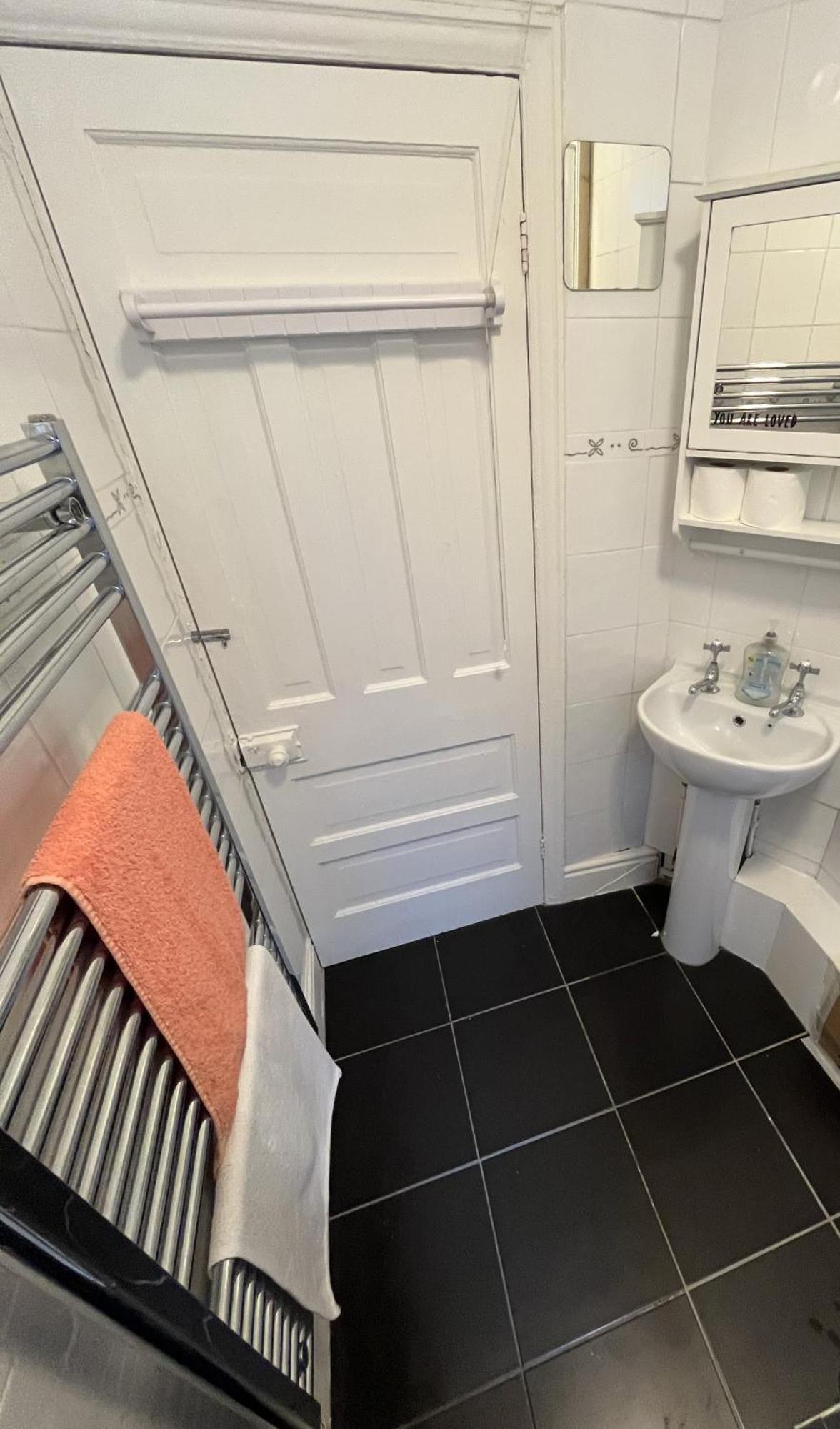 Rooms Anfield- 5 Mins From Lfc ลิเวอร์พูล ภายนอก รูปภาพ