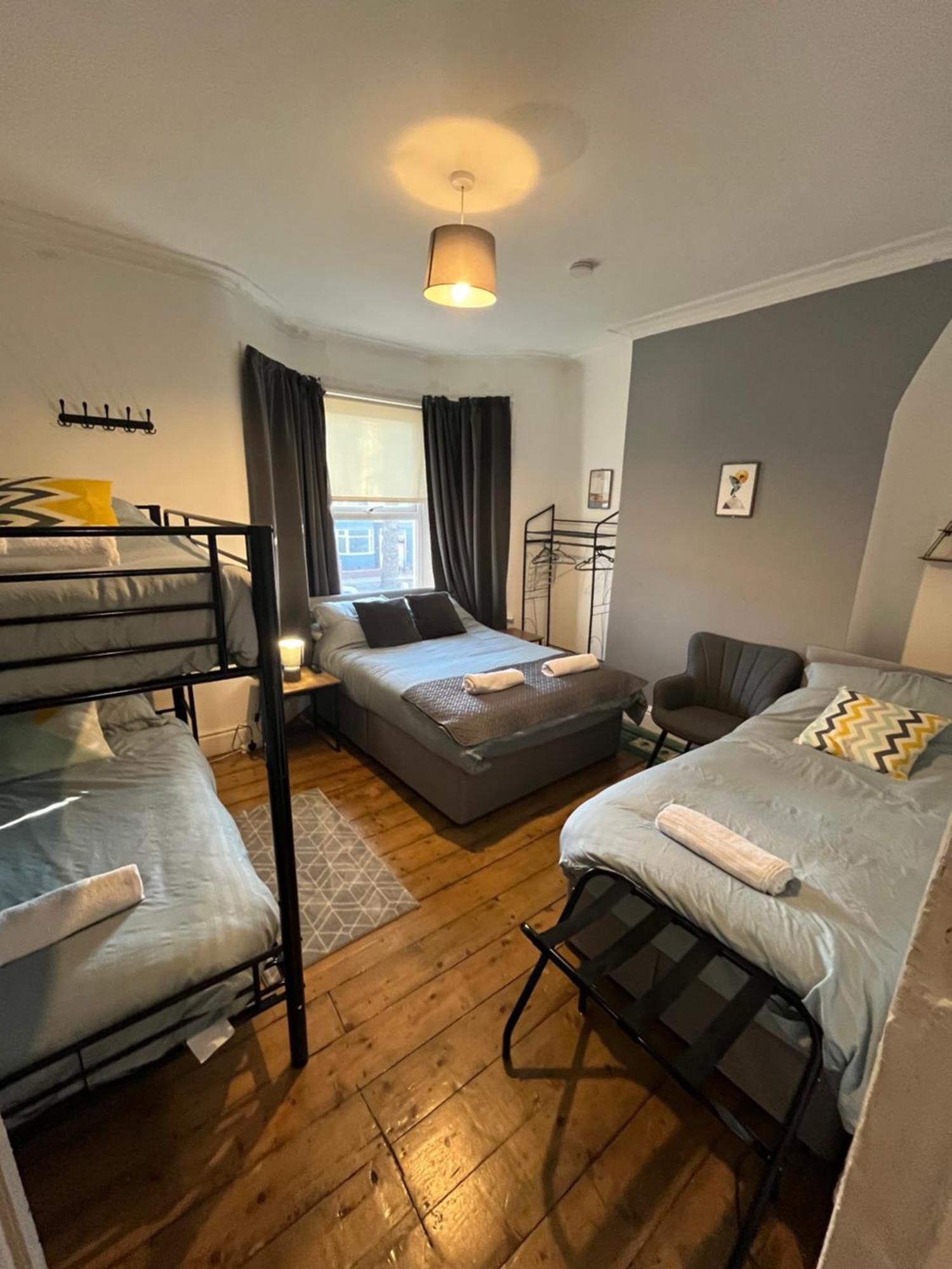 Rooms Anfield- 5 Mins From Lfc ลิเวอร์พูล ภายนอก รูปภาพ