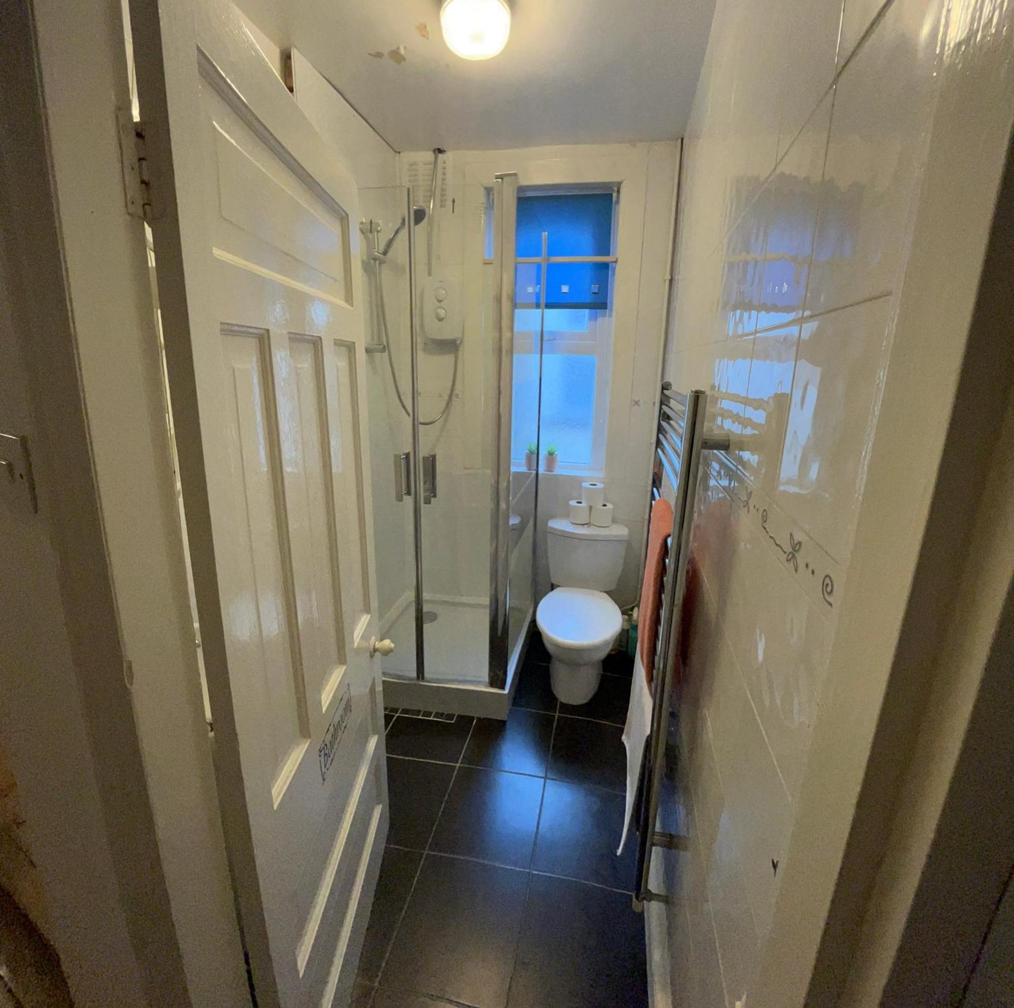 Rooms Anfield- 5 Mins From Lfc ลิเวอร์พูล ภายนอก รูปภาพ